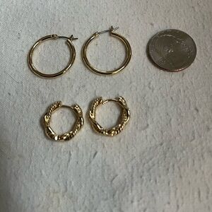 2 Pairs Gold Tone Hoops Earrings Set